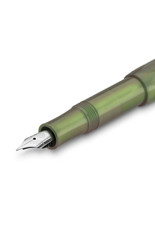 Kaweco Lunar Sport shadow green fountain pen fine nib, close-up