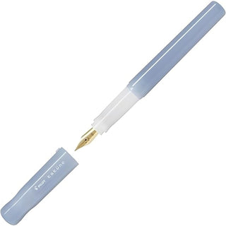 PILOT Kakuno Madoromi fountain pen with light blue barrel and gold medium nib