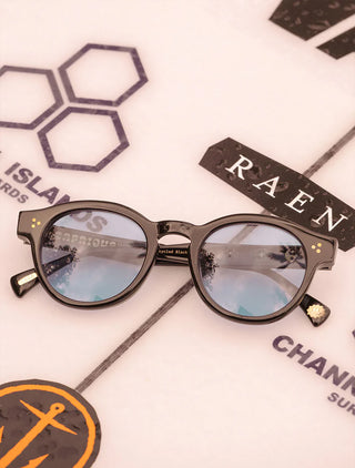 RAEN Zelti Sunglasses Recycled Black Dune