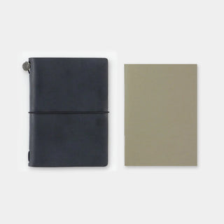 TRAVELER'S notebook Passport 007 Open Dated Weekly Planner