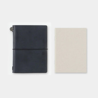 TRAVELER'S notebook Passport 014 Dot Grid