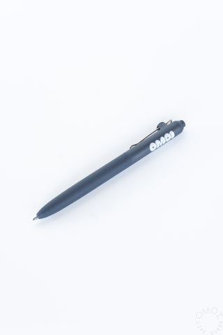 OMOI Zento pen on a white background