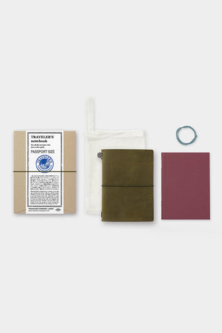 TRAVELER'S notebook Passport Olive